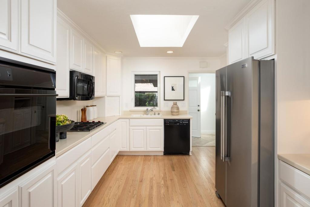 1532 Bedford Avenue Property Photo 16