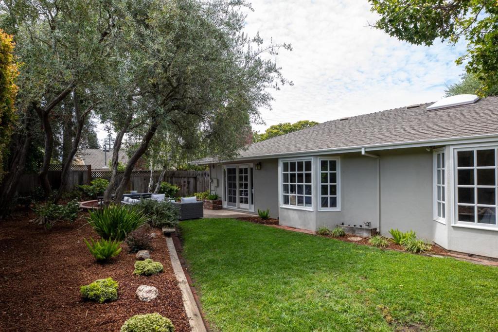 1532 Bedford Avenue Property Photo 28
