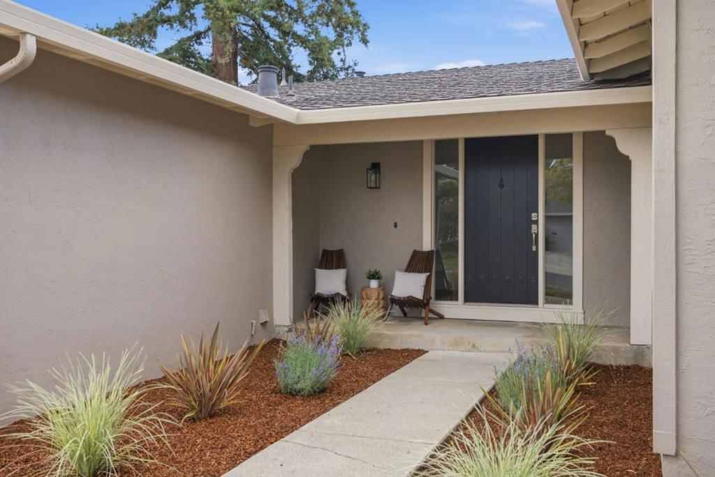 6115 Corte De La Reina Property Photo 8