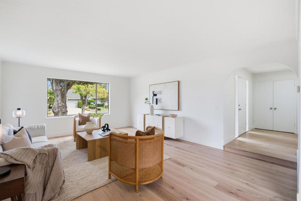 6115 Corte De La Reina Property Photo 13