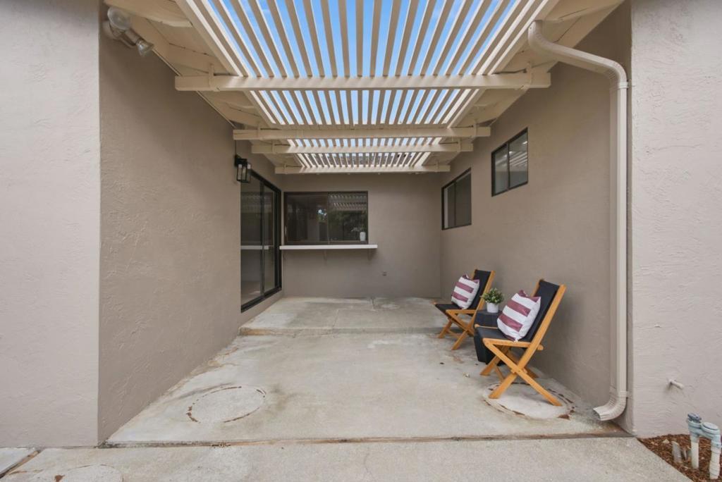 6115 Corte De La Reina Property Photo 46