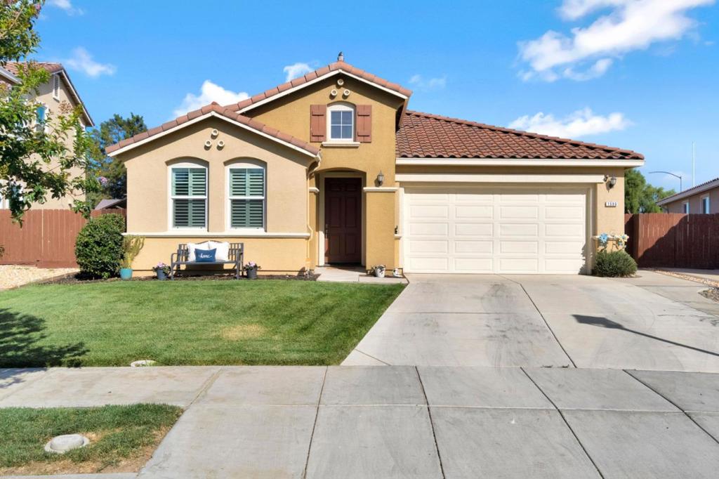 1596 Manzanita Way Property Photo 1