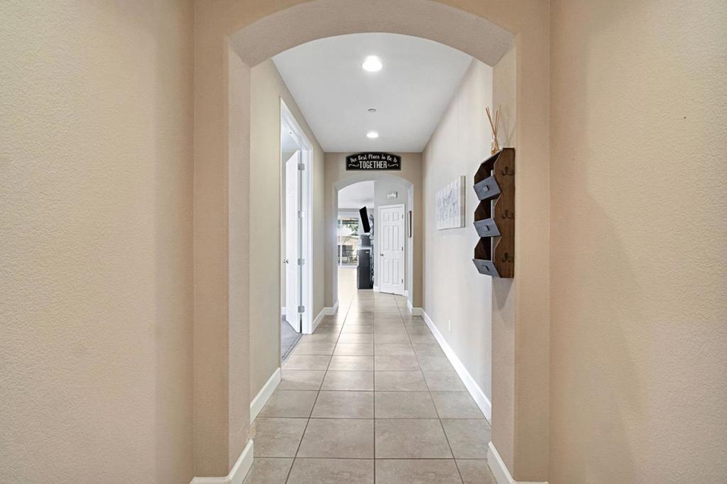 1596 Manzanita Way Property Photo 9