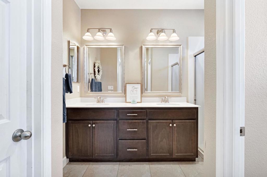 1596 Manzanita Way Property Photo 26