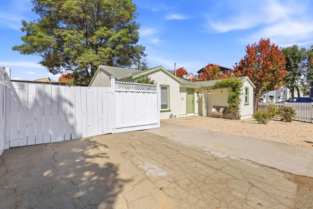 1001 Obrien Court Property Photo 38