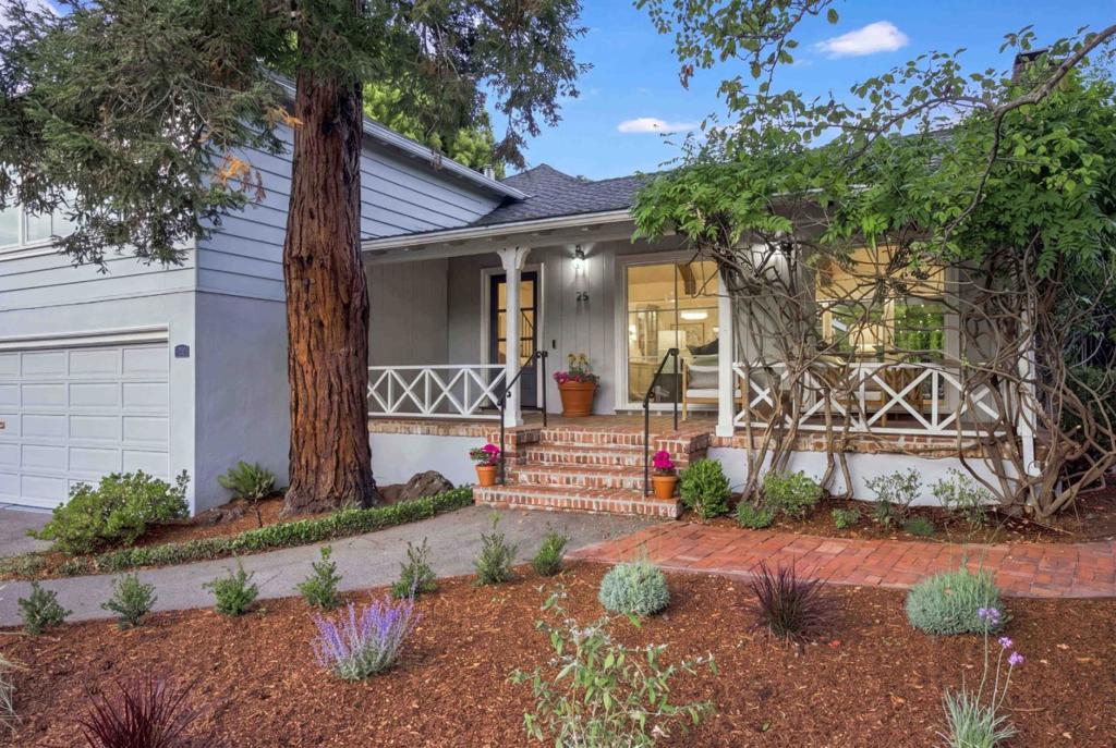 25 Ericson Road Property Photo 2