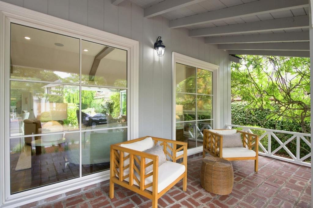 25 Ericson Road Property Photo 4