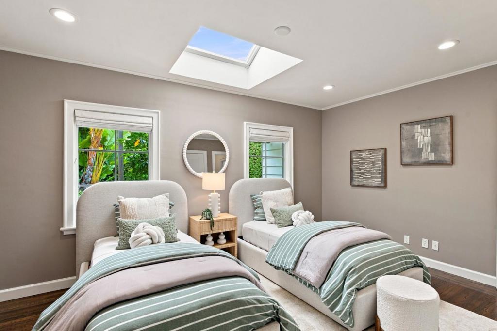 25 Ericson Road Property Photo 24