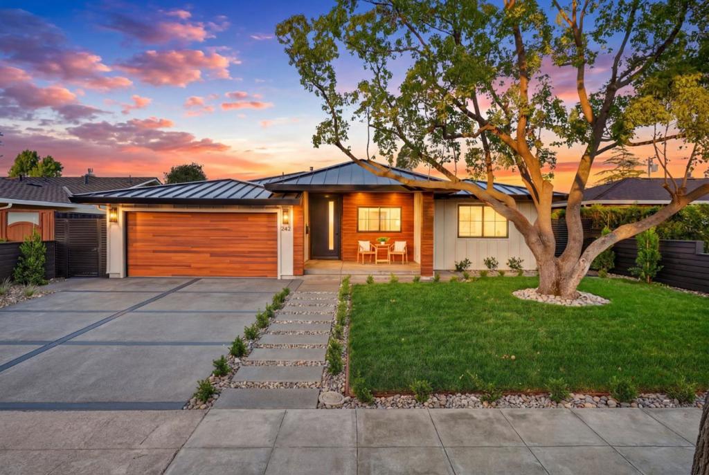 242 Howes Drive Property Photo