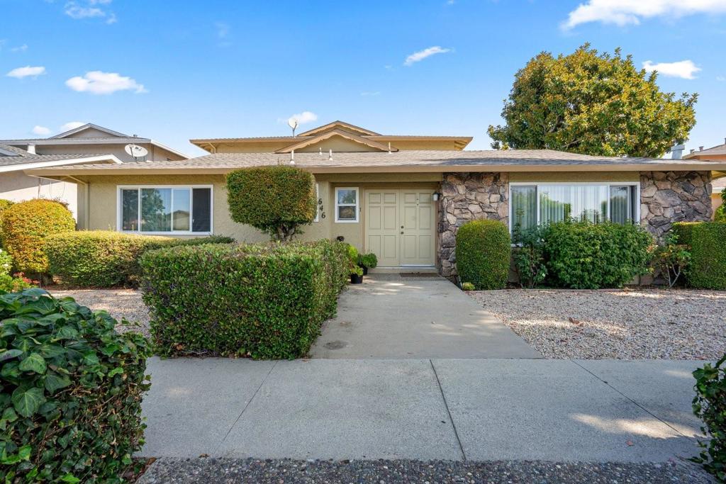 646 Rebecca Way Property Photo 1