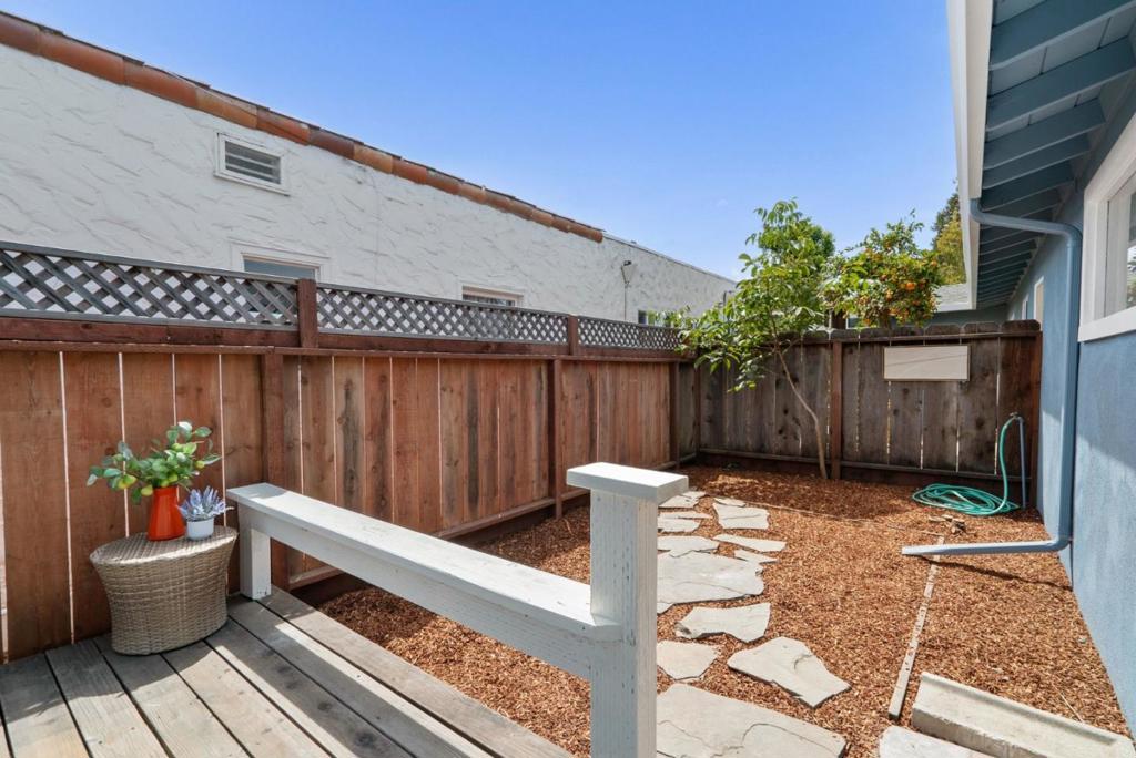 915 Cayuga Street Property Photo 10