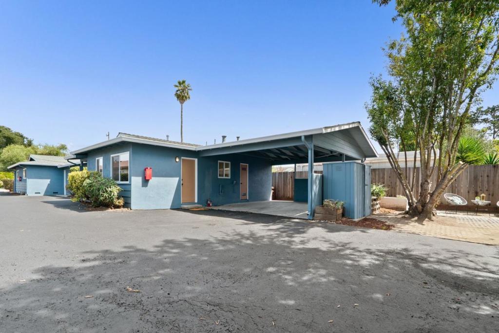 915 Cayuga Street Property Photo 43