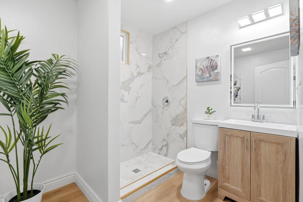 16 Clarence Court Property Photo 24