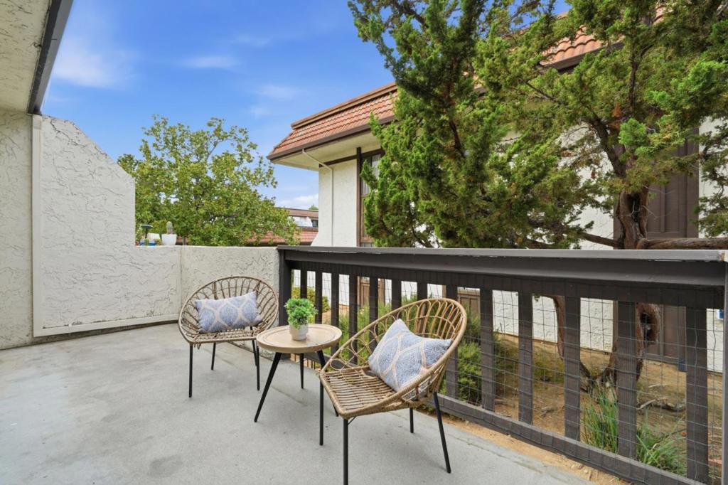 7219 Via Vico Property Photo 4