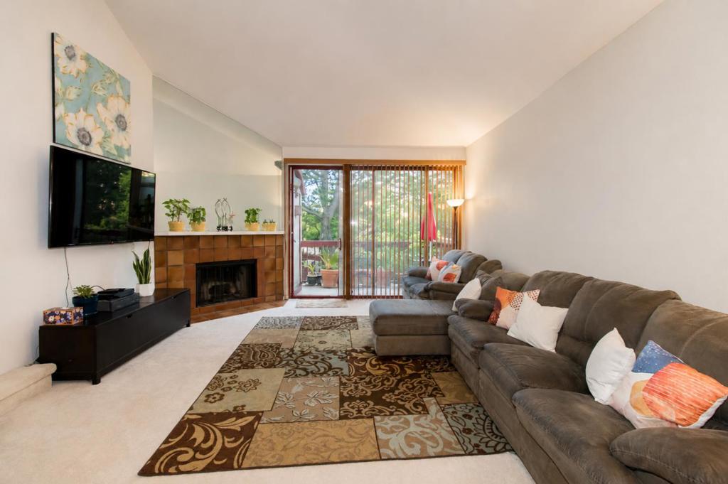 25912 Hayward Boulevard 215 Property Photo 4