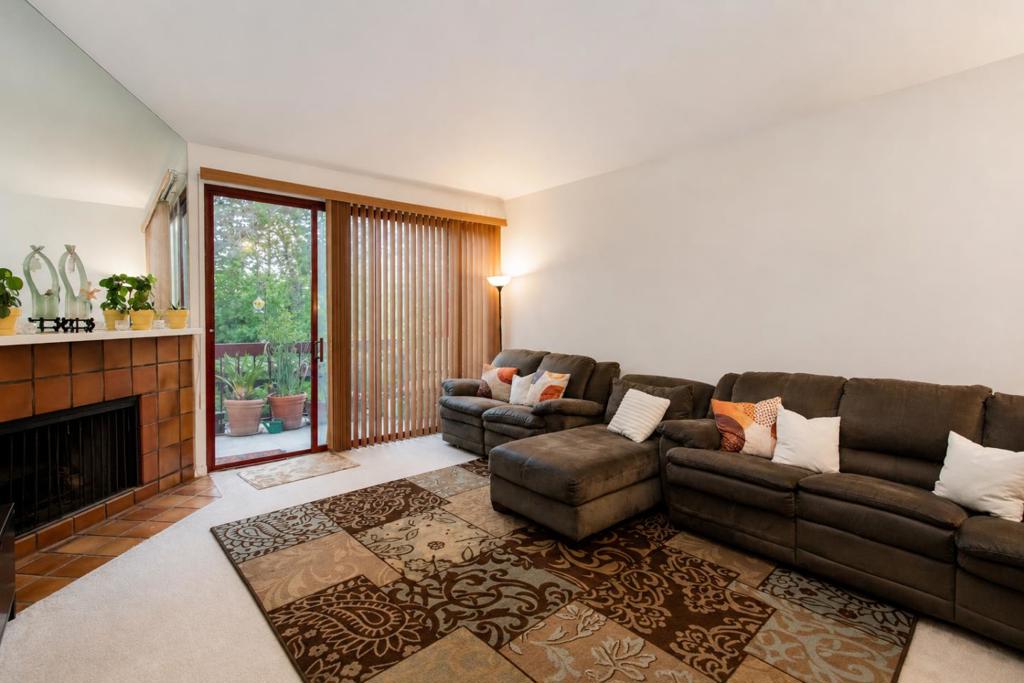 25912 Hayward Boulevard 215 Property Photo 5