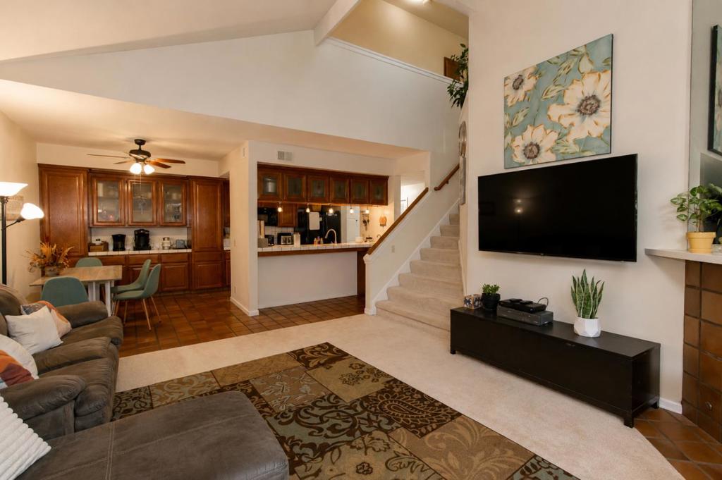 25912 Hayward Boulevard 215 Property Photo 6