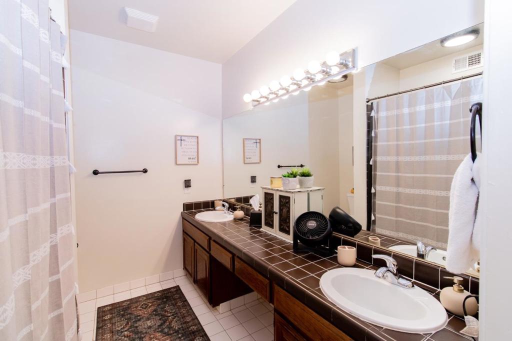 25912 Hayward Boulevard 215 Property Photo 26
