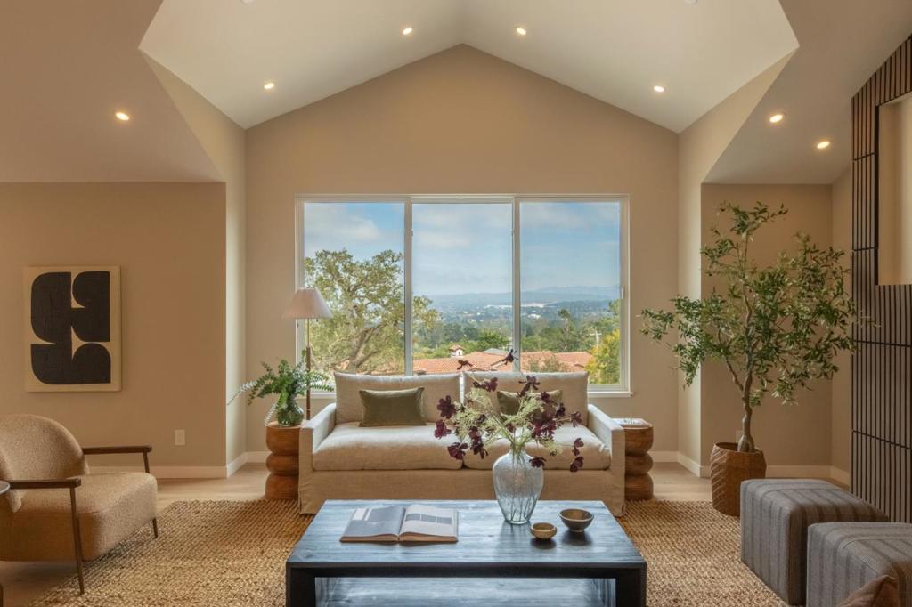 1 Walter Colton Drive Property Photo 5