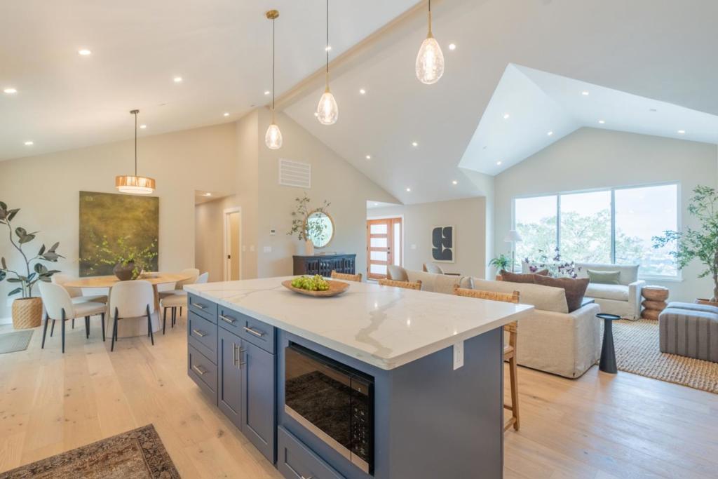 1 Walter Colton Drive Property Photo 9