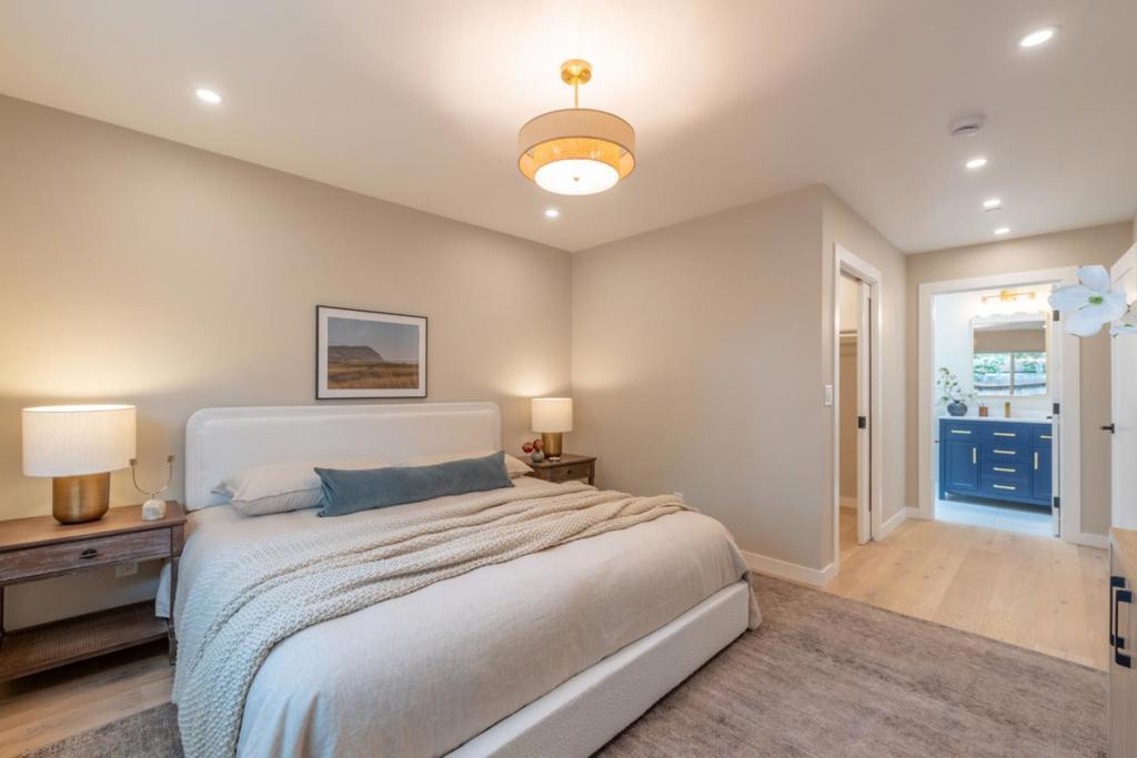 1 Walter Colton Drive Property Photo 14
