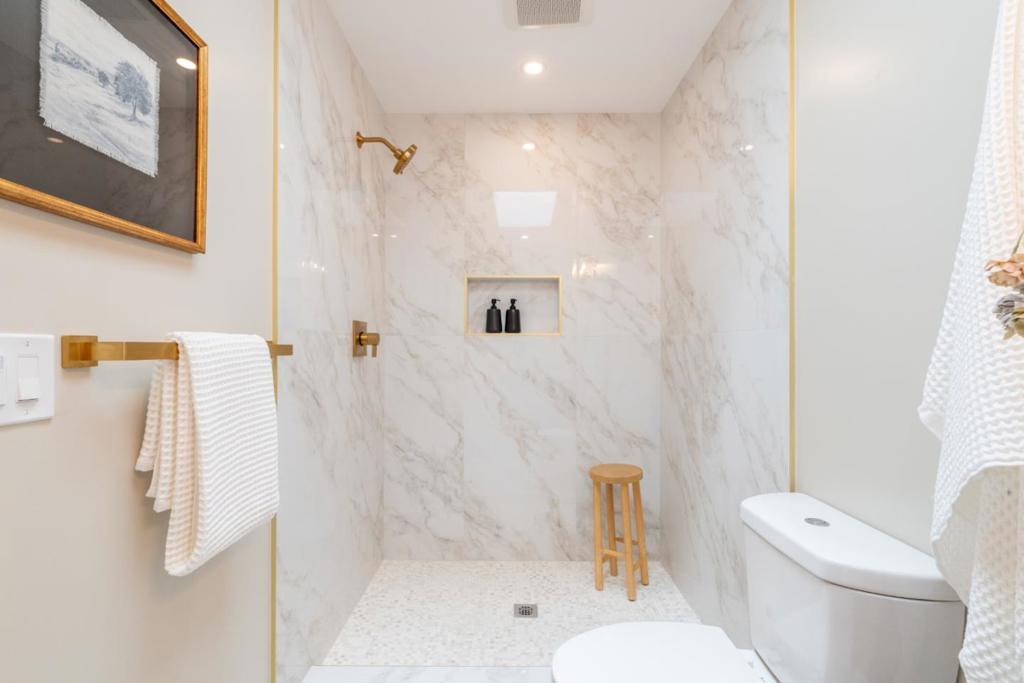 1 Walter Colton Drive Property Photo 16