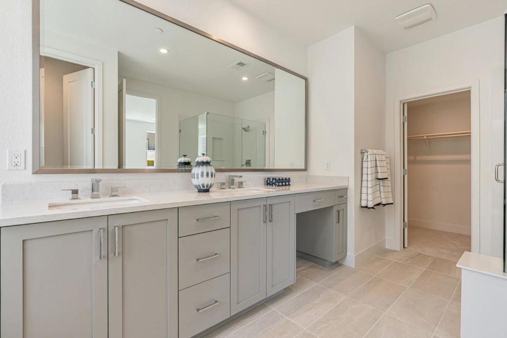 531 Khaki Court Property Photo 18