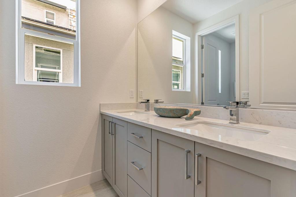 531 Khaki Court Property Photo 21