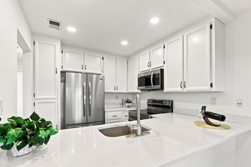 5699 Makati Circle B Property Photo 11