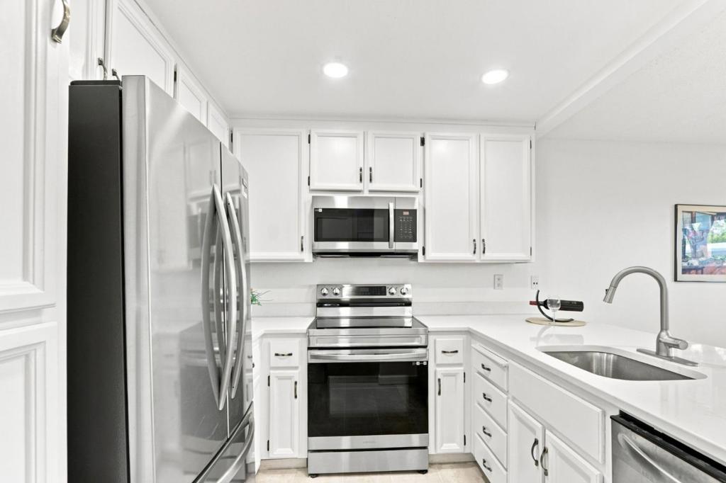 5699 Makati Circle B Property Photo 12