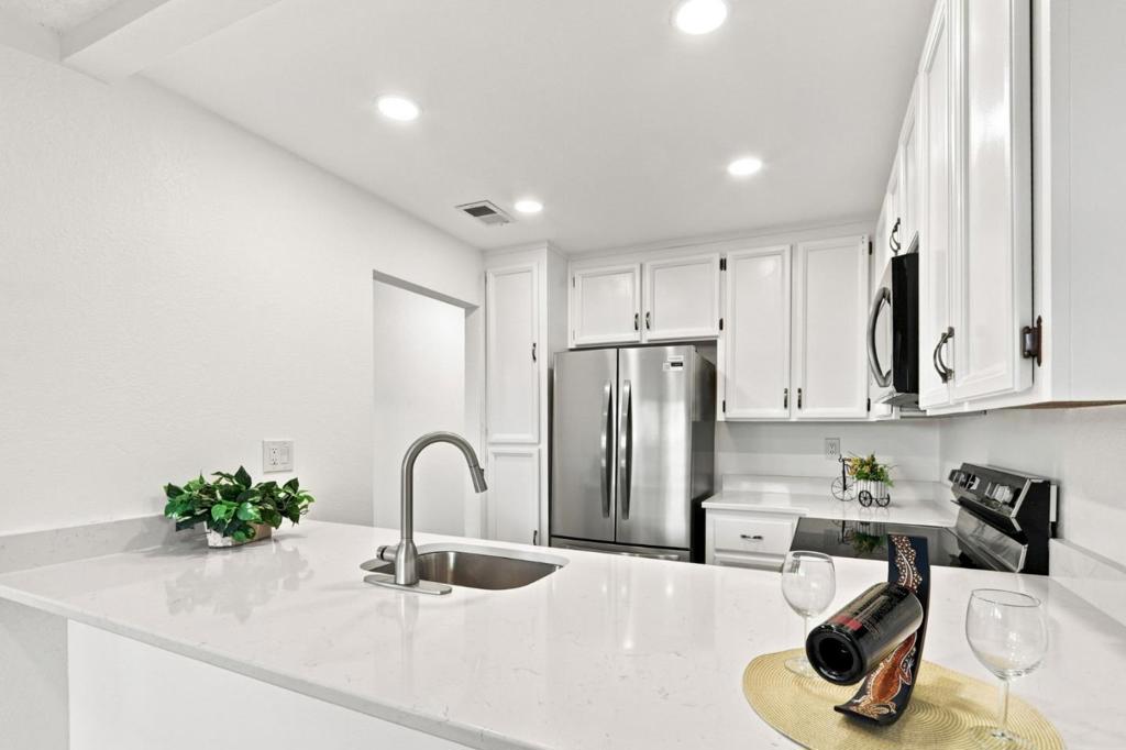 5699 Makati Circle B Property Photo 13