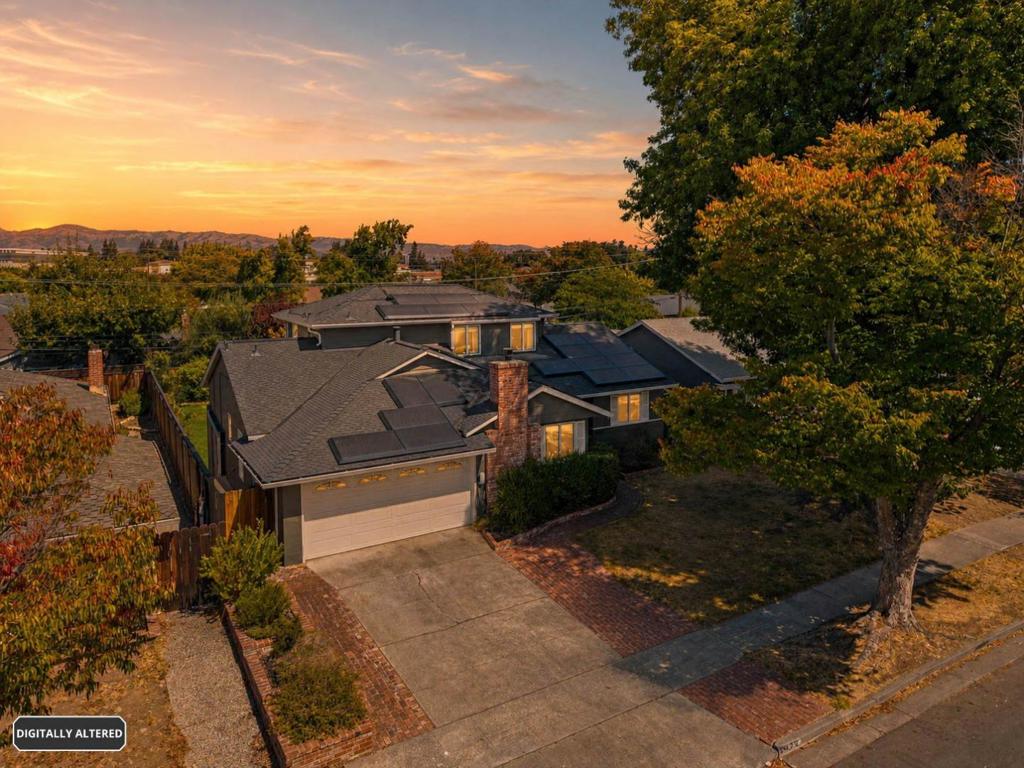 5432 Escover Lane Property Photo 3
