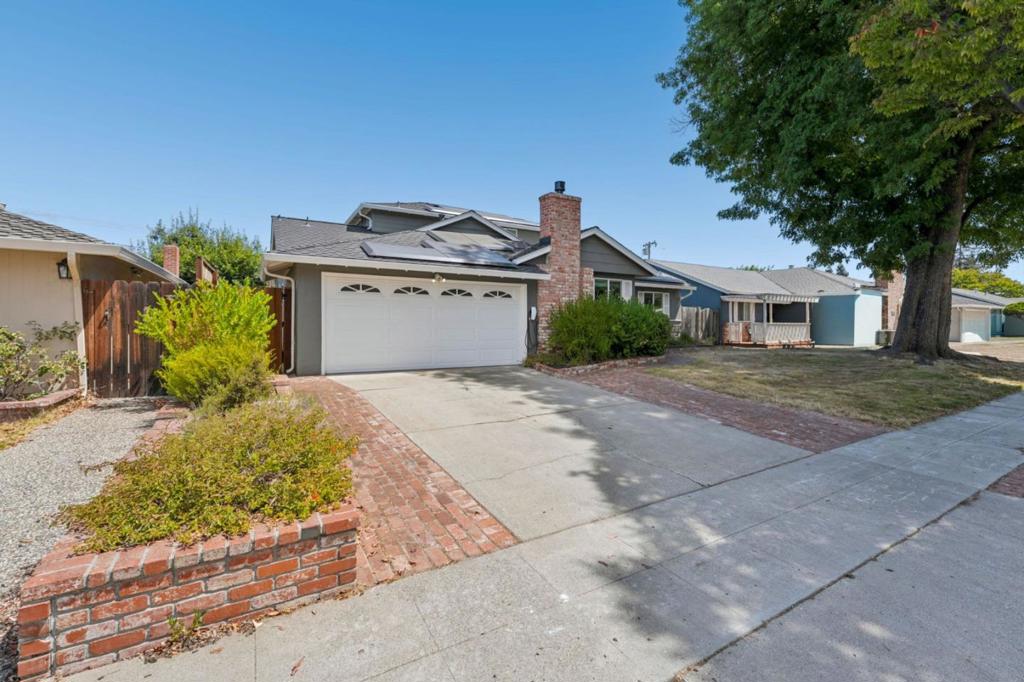 5432 Escover Lane Property Photo 5