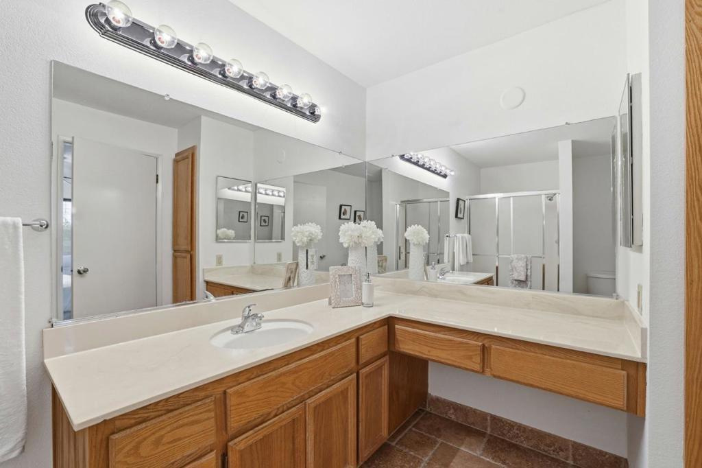 3241 Heather Ridge Court Property Photo 15
