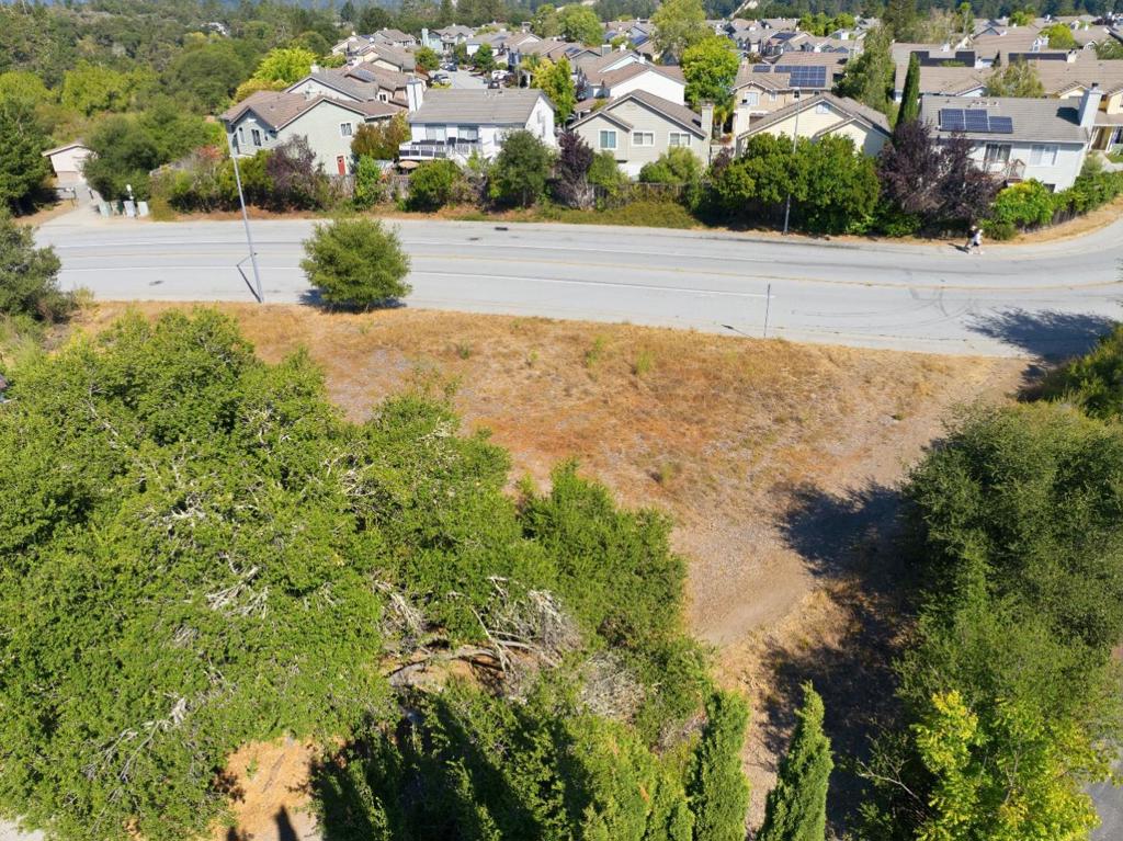 26 Skypark Drive Property Photo 8