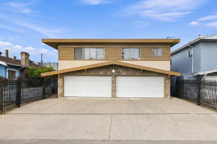 3520 Custer Street Property Photo 1