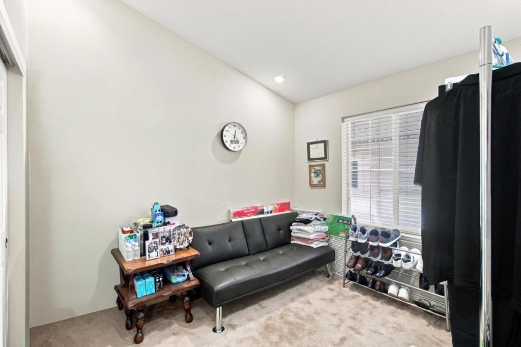 60 Wilson Way 18 Property Photo 16