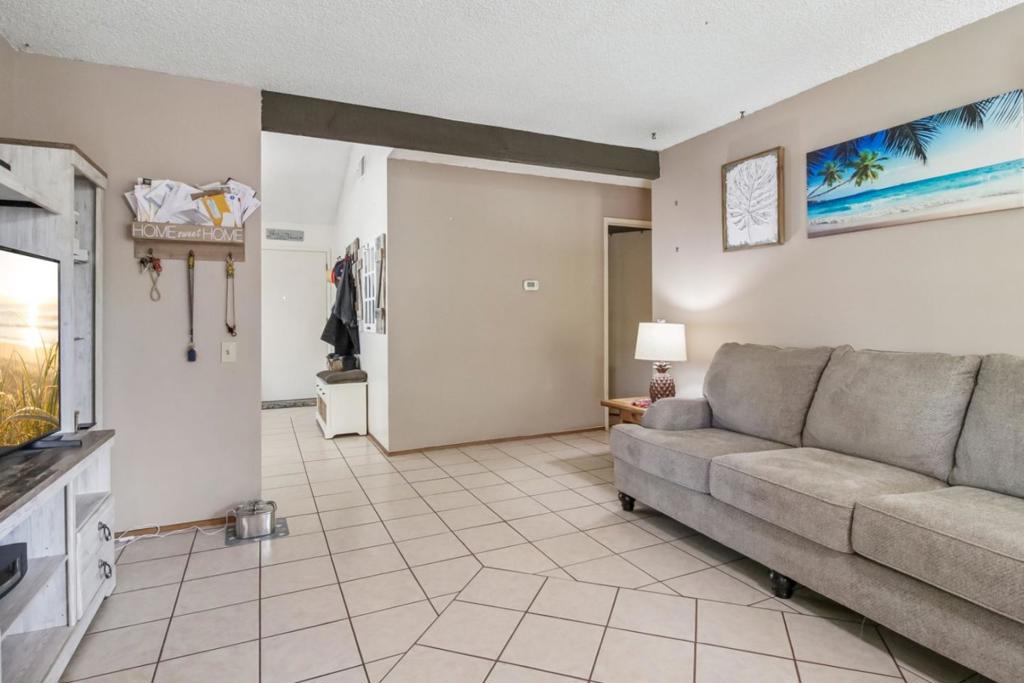 4967 Avenida De Angelina Property Photo 8