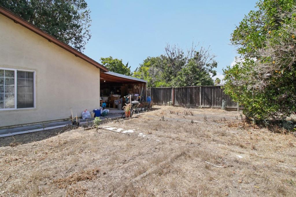 4967 Avenida De Angelina Property Photo 27