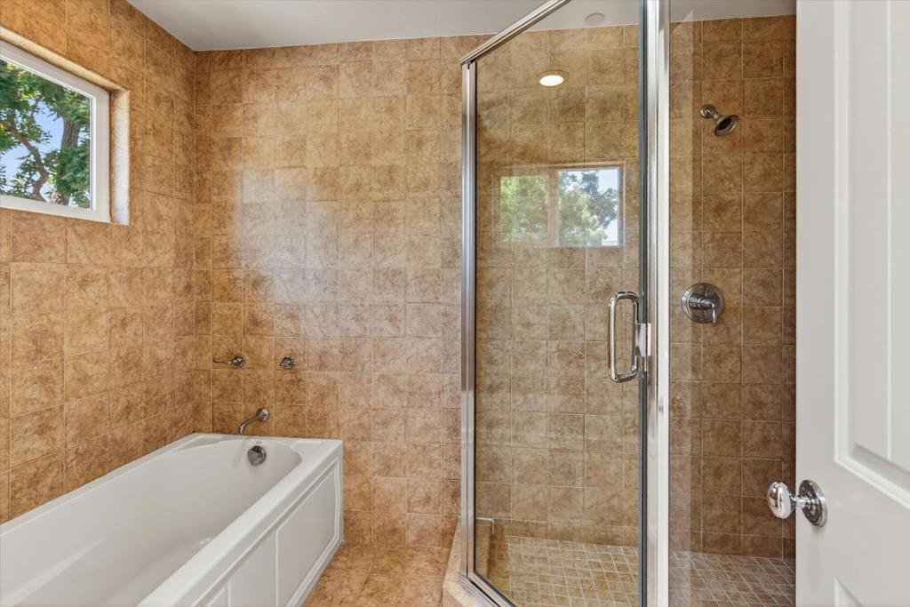 ML82058333 Property Photo 15