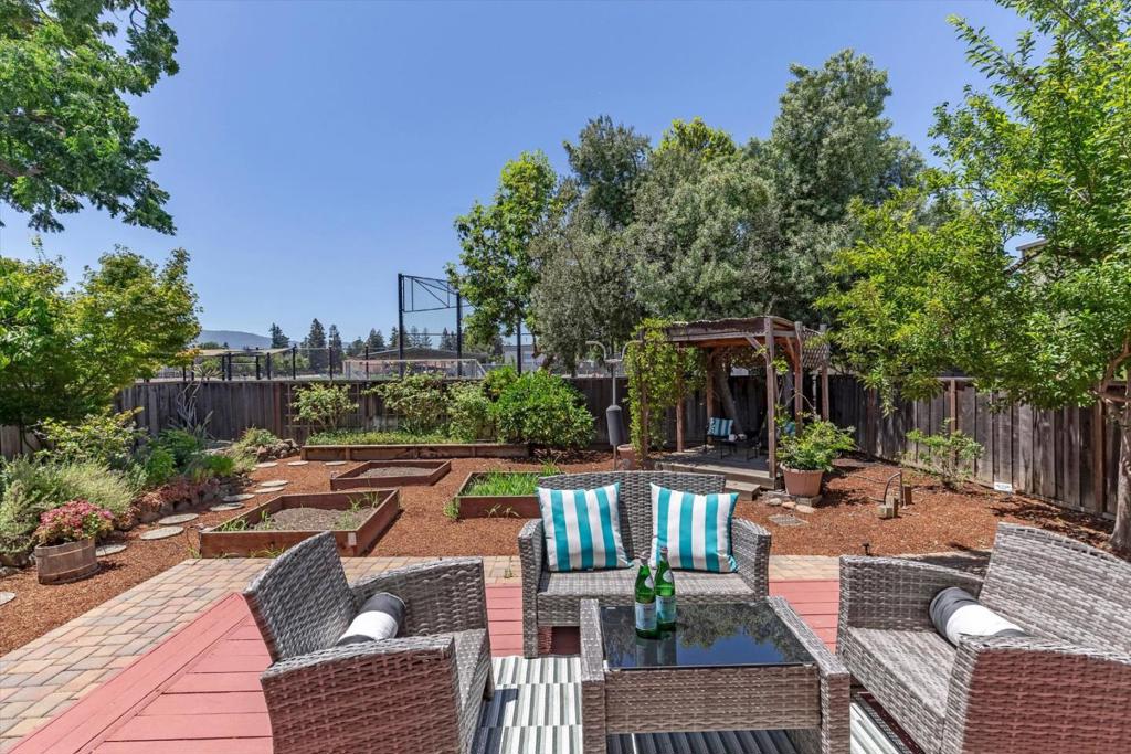 ML82058333 Property Photo 26