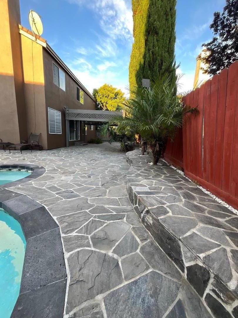 441 Verona Place Property Photo 33
