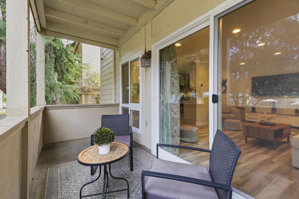 785 N Fair Oaks Avenue 1 Property Photo 26