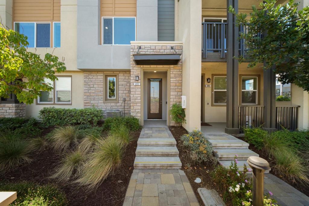 493 Snap Dragon Street Property Photo 1