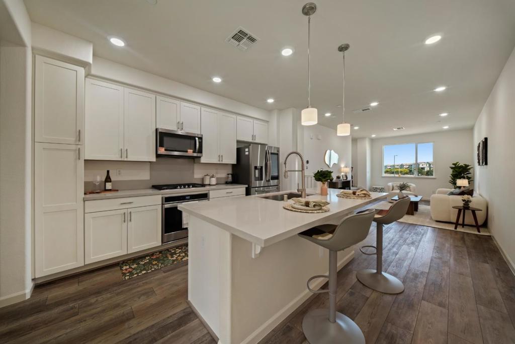 493 Snap Dragon Street Property Photo 13