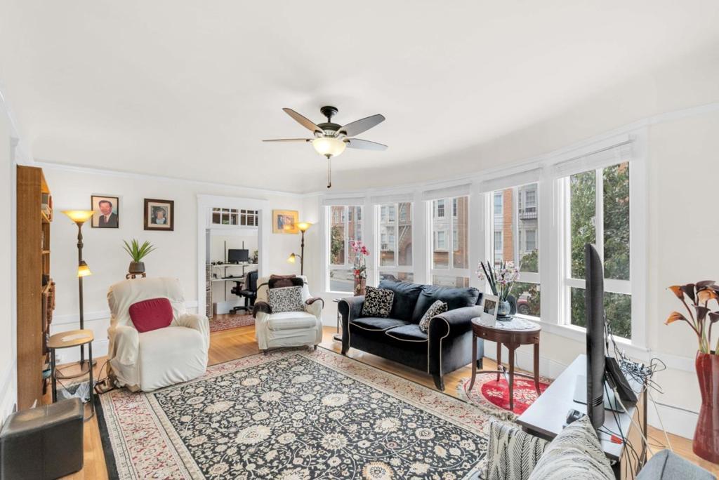 1460 Chestnut Street Property Photo 13