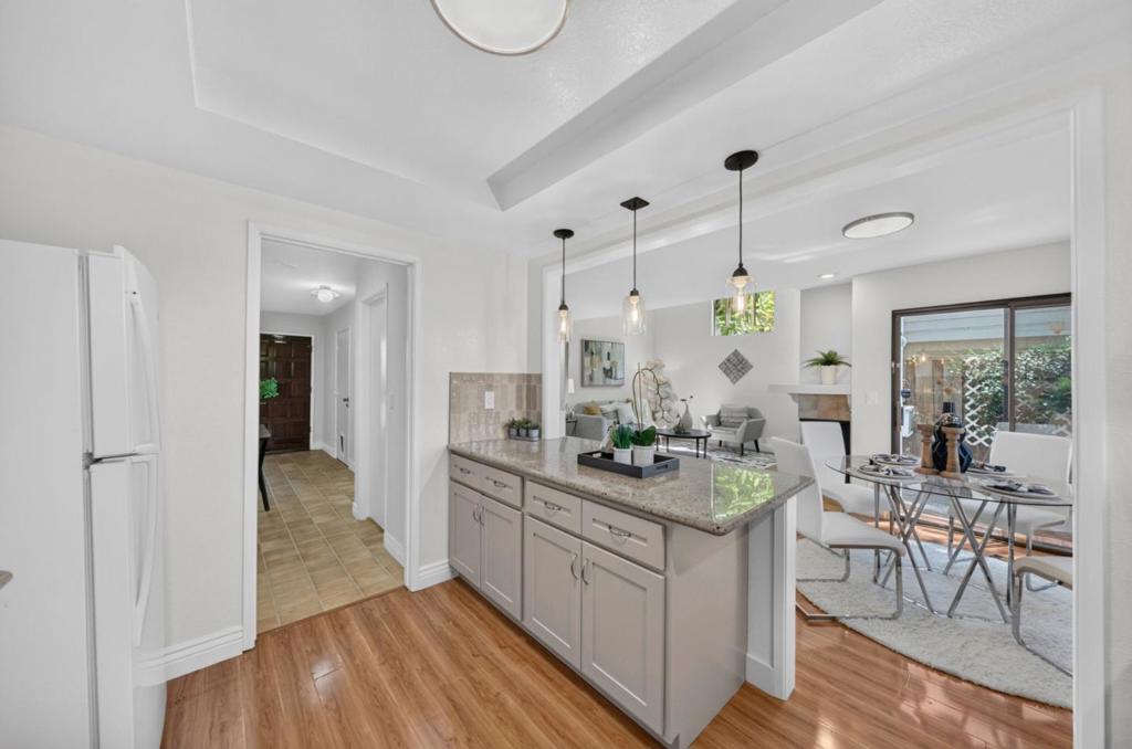1205 Sierra Village Way Property Photo 11