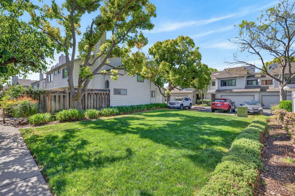 1205 Sierra Village Way Property Photo 38