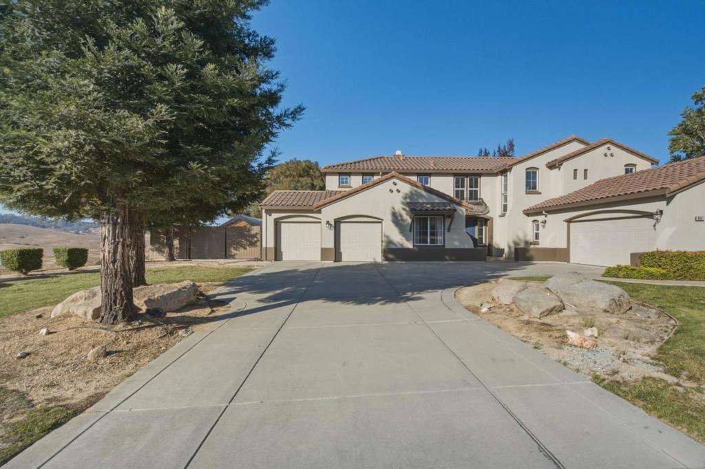 900 Via Vaquero Norte Property Photo 4