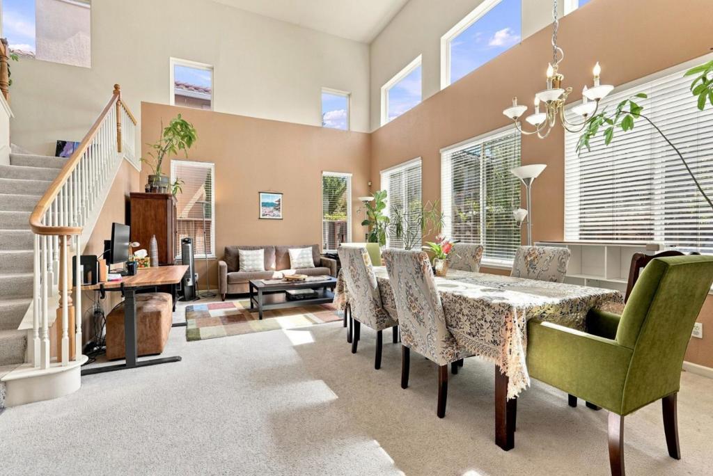 2348 Seacrest Court Property Photo 22